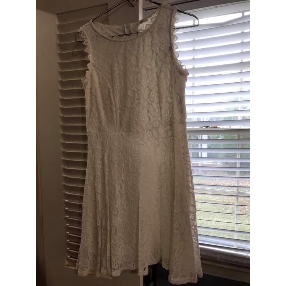 Sleeveless white dress